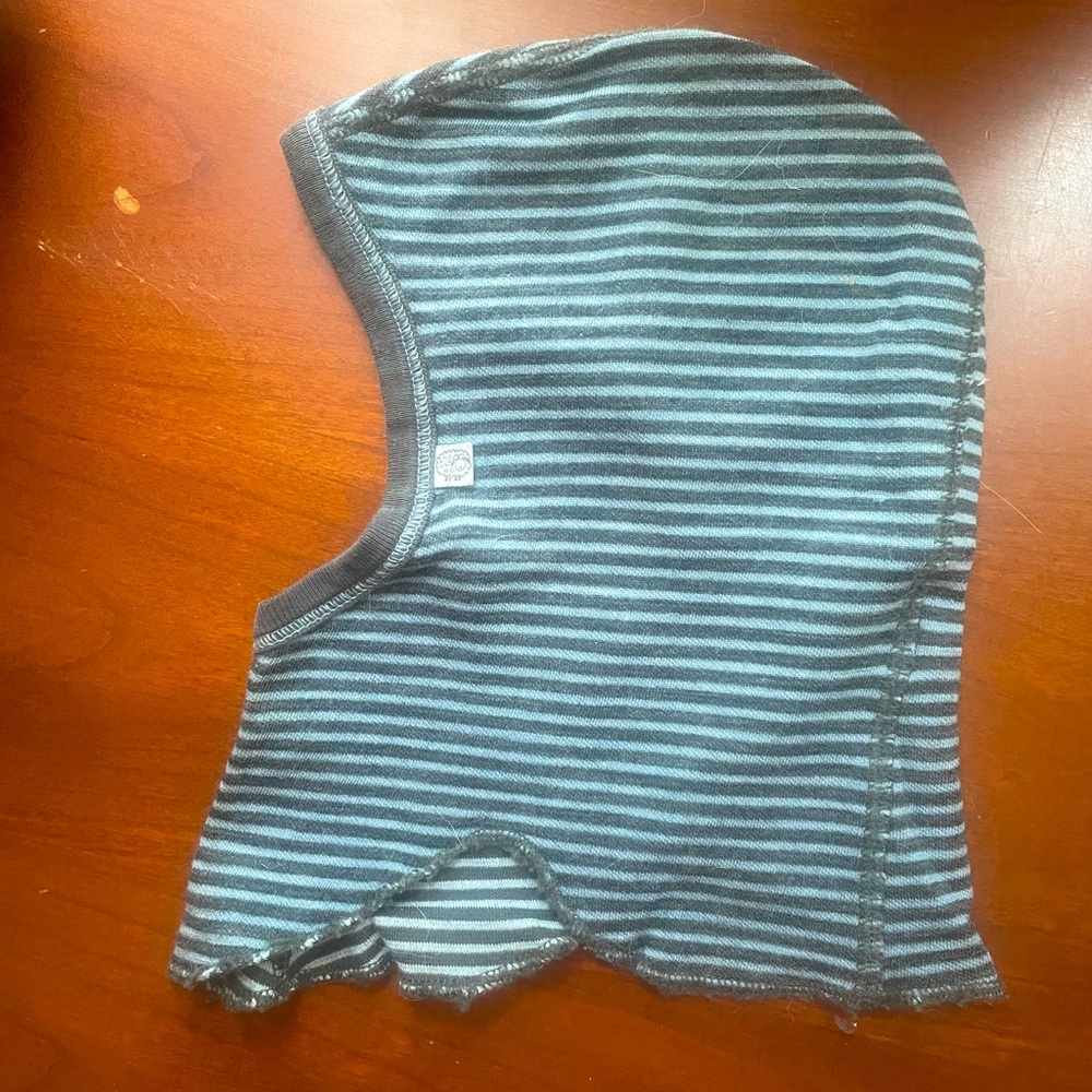 2 Friends COOP merino wool blend balaclava hats 18m-2t 86/92 and 2t-3T 92/98.